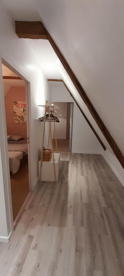 Appartement dans maison de 1789 au centre de Vitré Exterior foto